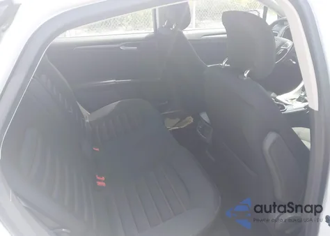 2014 Ford Fusion Se from USA, damaged, VIN 1FA6P0H79E5370581